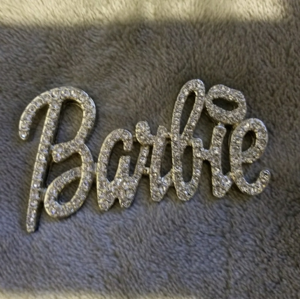 Barbie necklace plate